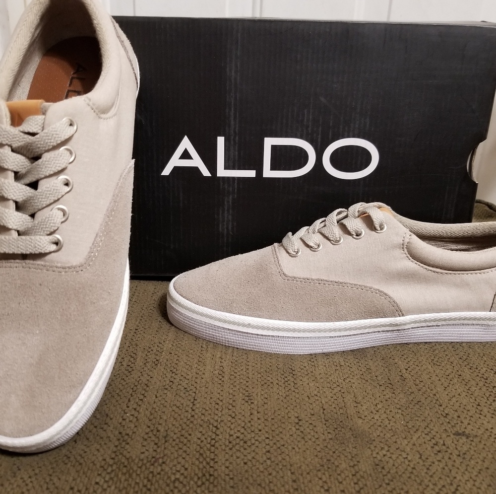 Brand New Mens shoes
